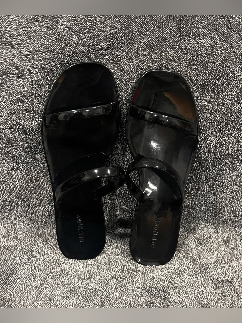 Old Navy black shiny jelly slide sandals size 7